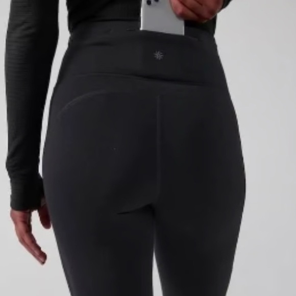 NWT Athleta Altitude Black Tight in Polartec Powerstretch size 1X - Picture 3 of 13